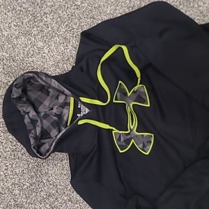 UNDER ARMOUR HOODIE